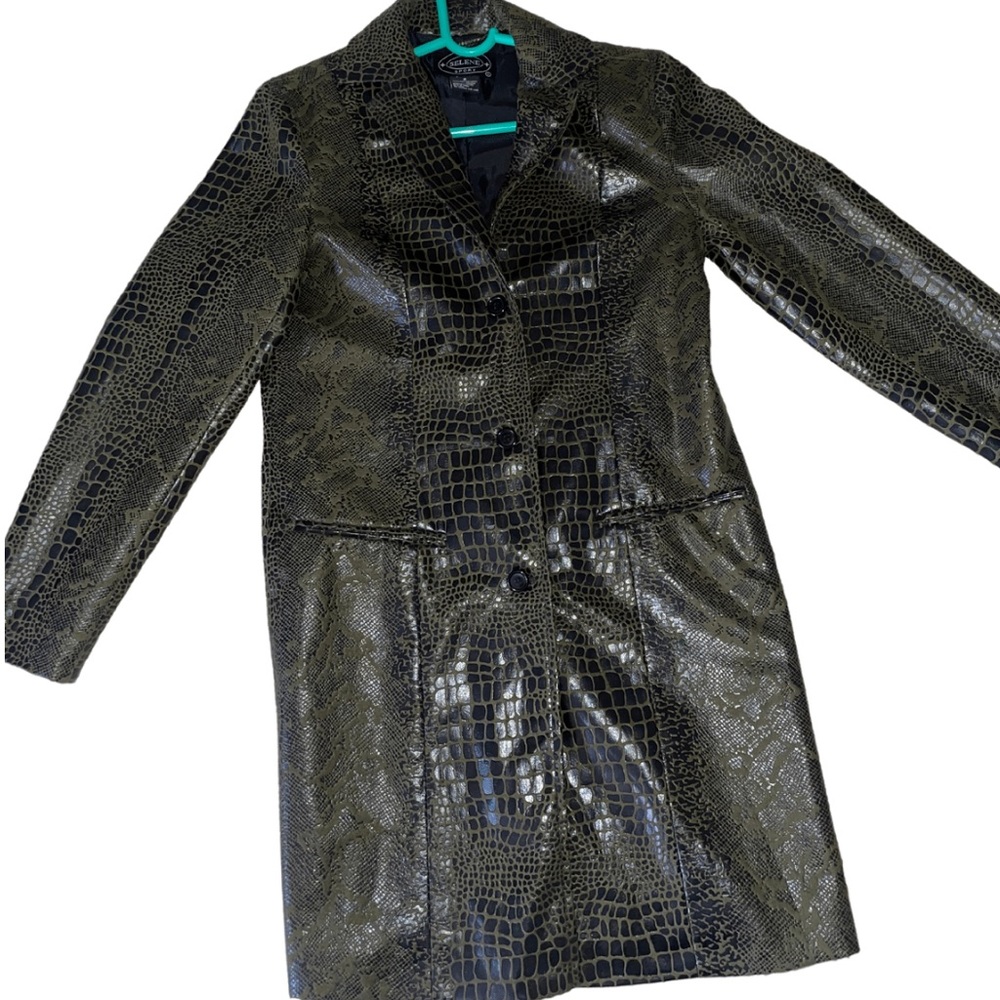 SELENE SPORT Green Faux Leather Animal Print Coat